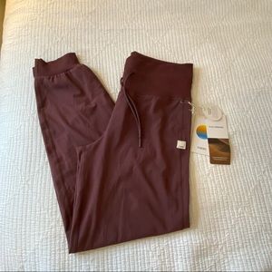 NWT - Vuori - Daily jogger - small